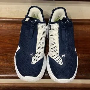 Nike | Shoes | Nike Paul George Basketball Shoes College  display picture 1